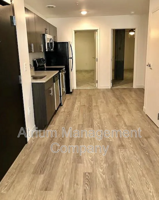 Richmond House: 106 S Foushee Street