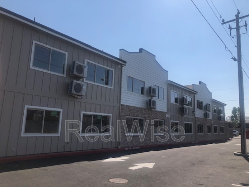 Medford Condo: 1935 Table Rock Rd