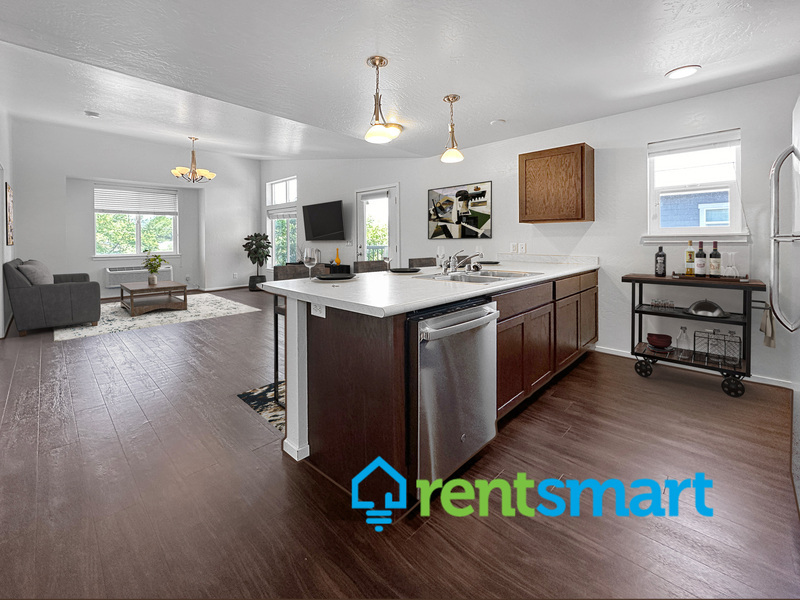 Missoula House: 2245 South Avenue West 201