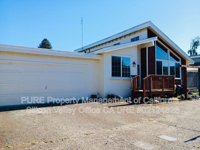 Santa Cruz House: 2325 7th Avenue
