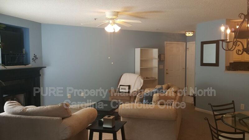 Winston Salem Condo: 711 Ivy Glen Drive