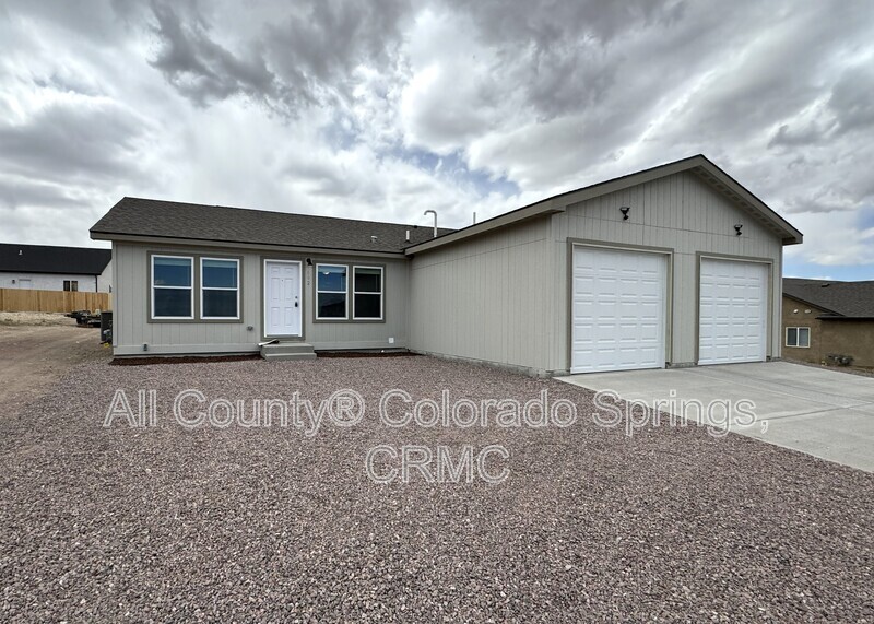 Pueblo West Condo: 692 E Hahns Peak Avenue