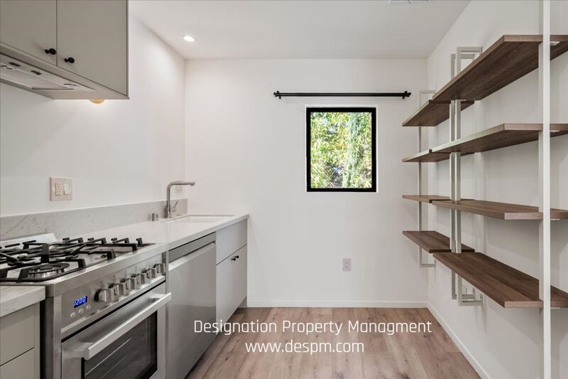 Los Angeles House: 3181 1/2 Verdugo Pl