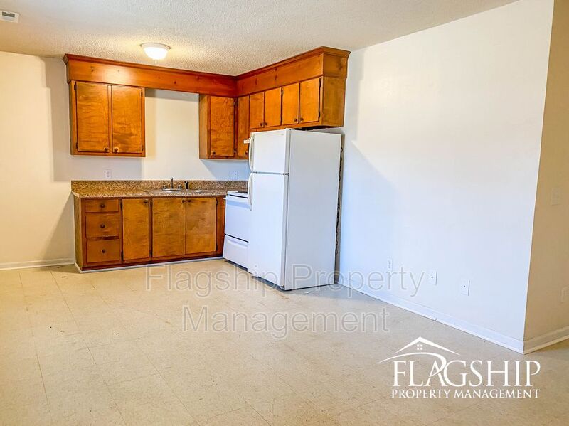 Request a Viewing for 709 Patton Circle, Apt 28 Tenant Turner