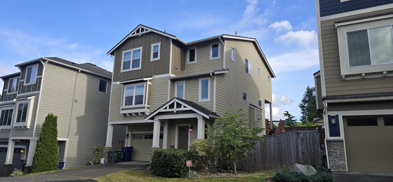 Seattle House: 11448 80th Pl. S.