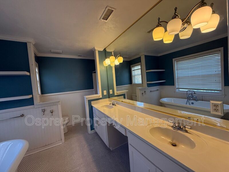 Spacious 3-Bedroom Home in Burbage Grant! "ASK ABOUT OUR ZERO DEPOSIT" - Photo 11