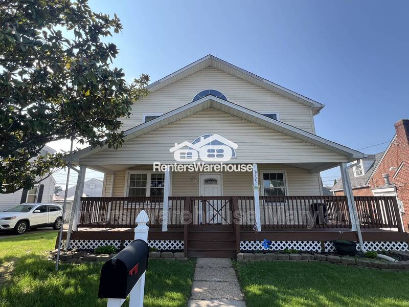 Dundalk House: 8203 Watersedge Road