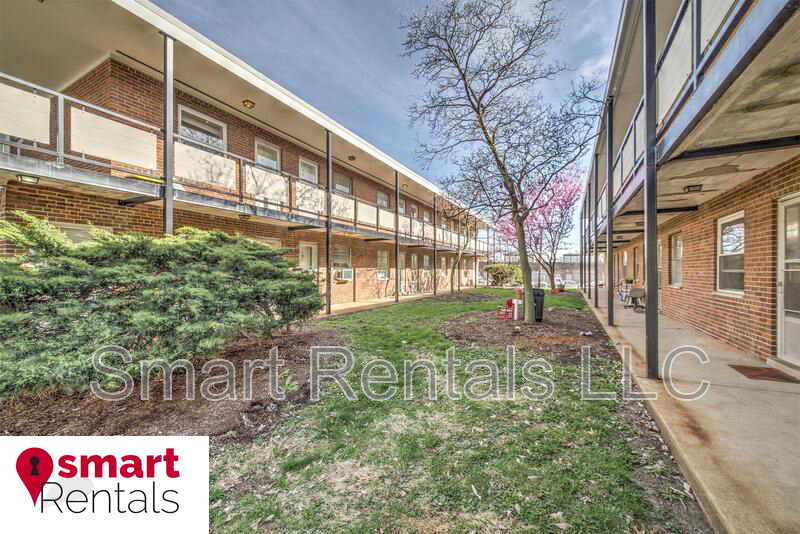 St. Louis Condo: 3100 Arsenal Street - 11