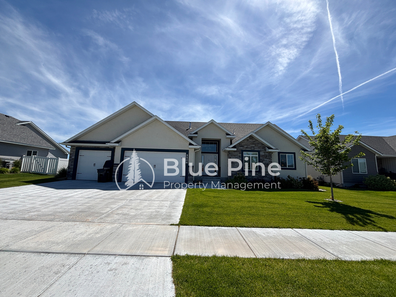 Idaho Falls House: 5506 Eaglewood Drive