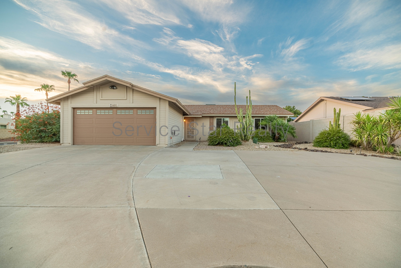 Scottsdale House: 6802 E Paradise Ln