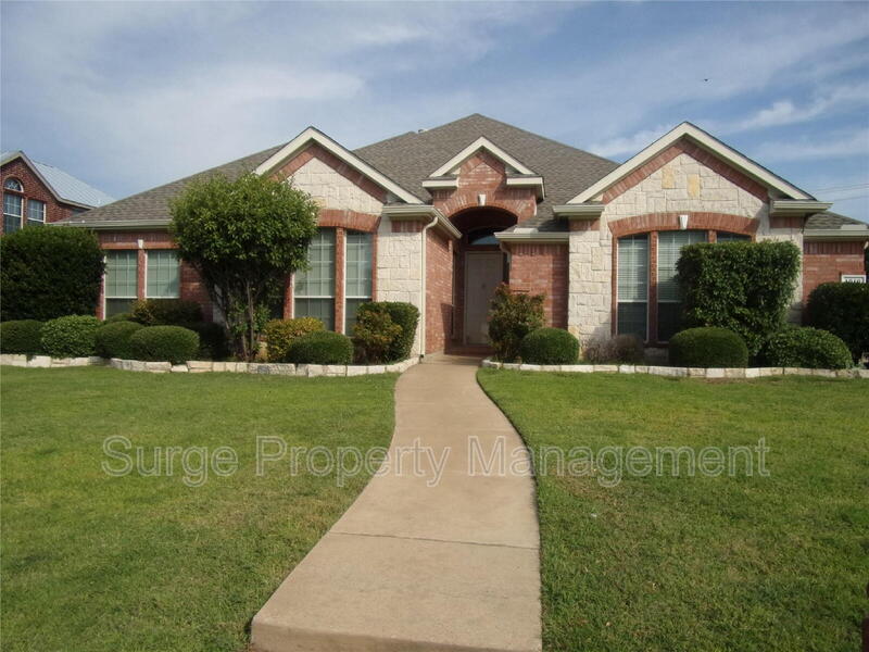 Mansfield House: 1019 Manchester Drive