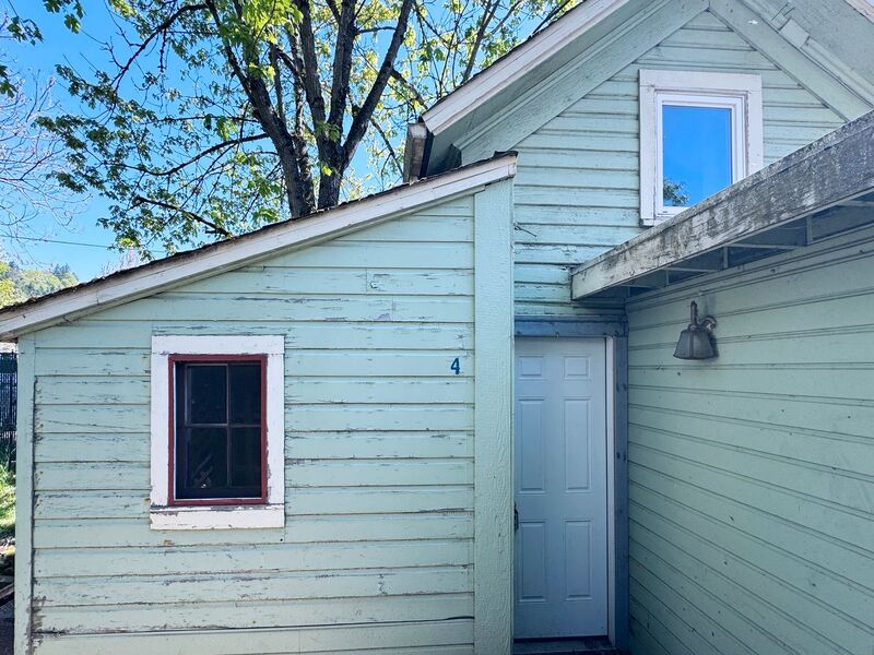 Eugene Condo: 427 Washington Street