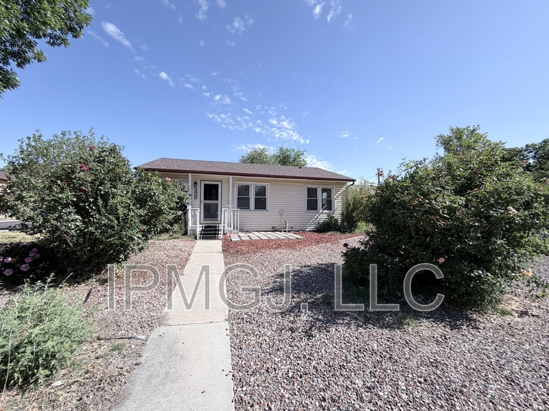 Grand Junction House: 1900 Chipeta Court