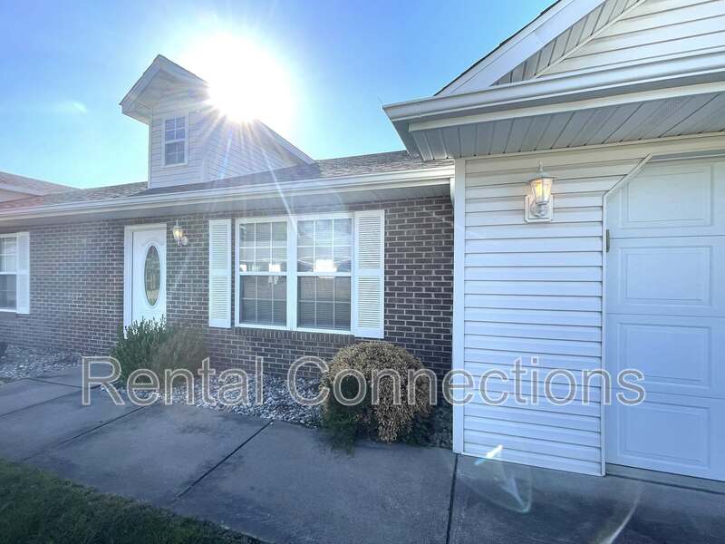 Marion Condo: 701 Jean Court