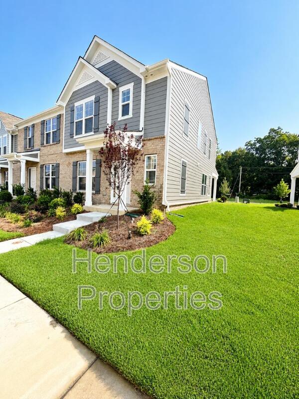 Monroe Townhome: 2018 Cobble Ct