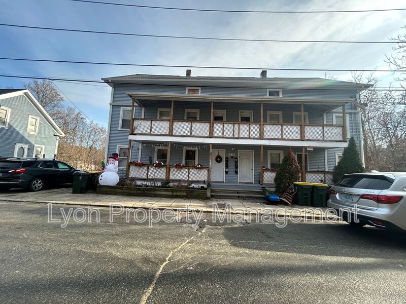 Pascoag Condo: 46 Spring St