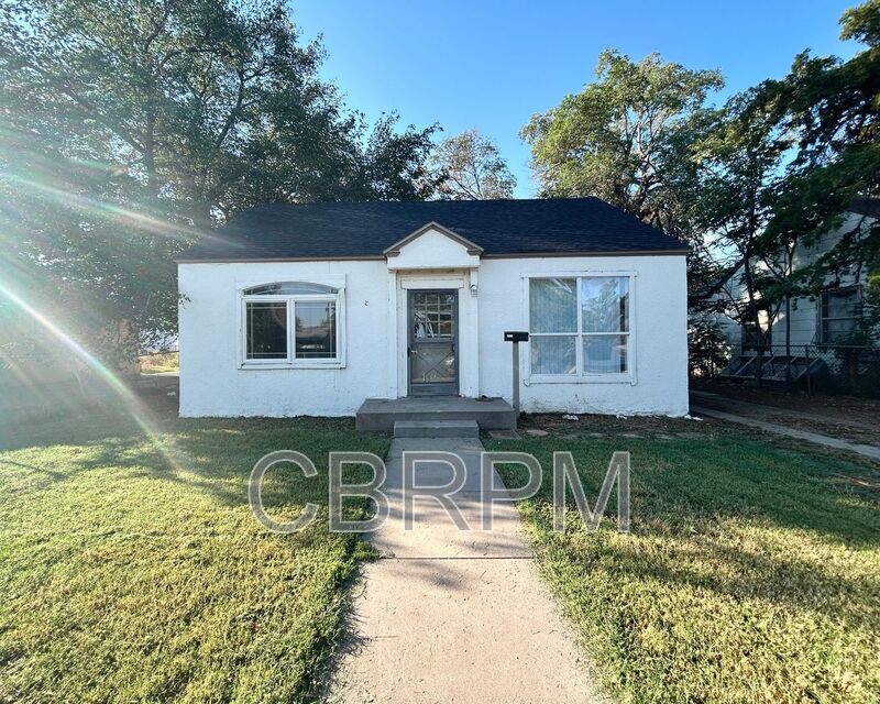 Lubbock House: 1313 25th Street