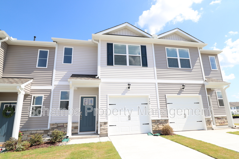 Wake Forest House: 360 Freestall Dr