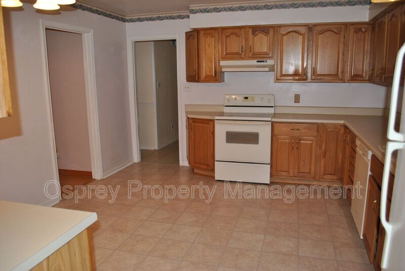 Welcome to this charming 3 bedroom Ranch in Kempsville! - Photo 4