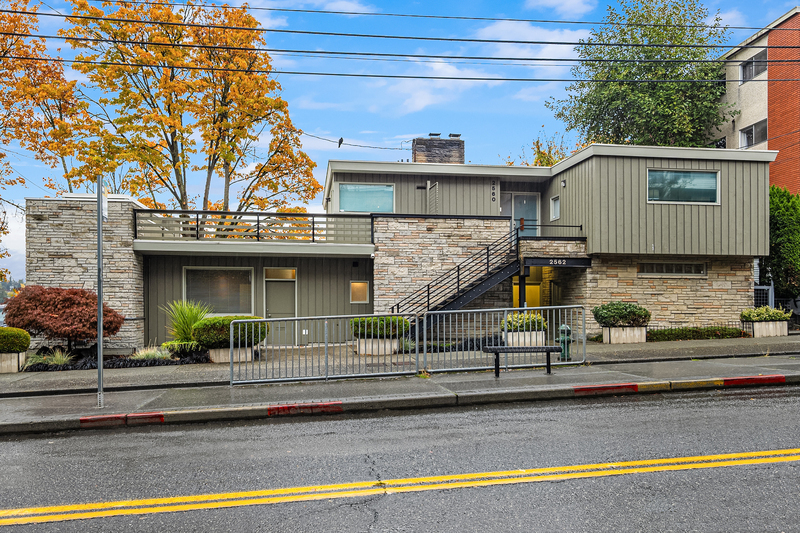 Seattle Condo: 2562 Dexter Ave N