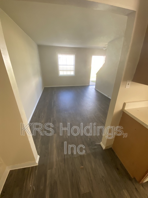 Richmond Townhome: 713 E. 18th Street