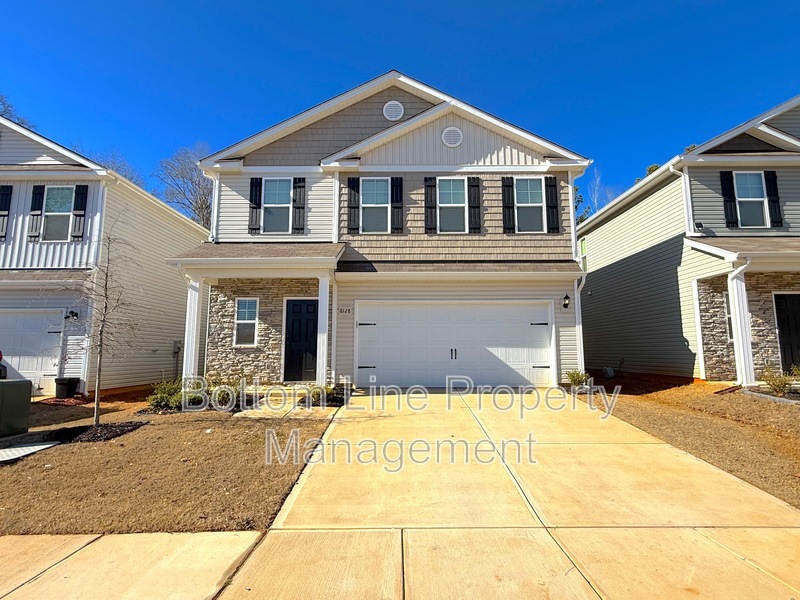 Charlotte House: 8128 Stonemere Ln