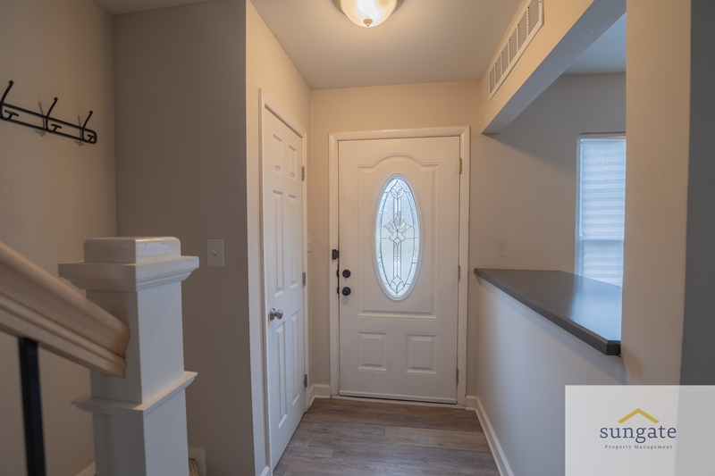 Nottingham Townhome: 5 Grandee Ct