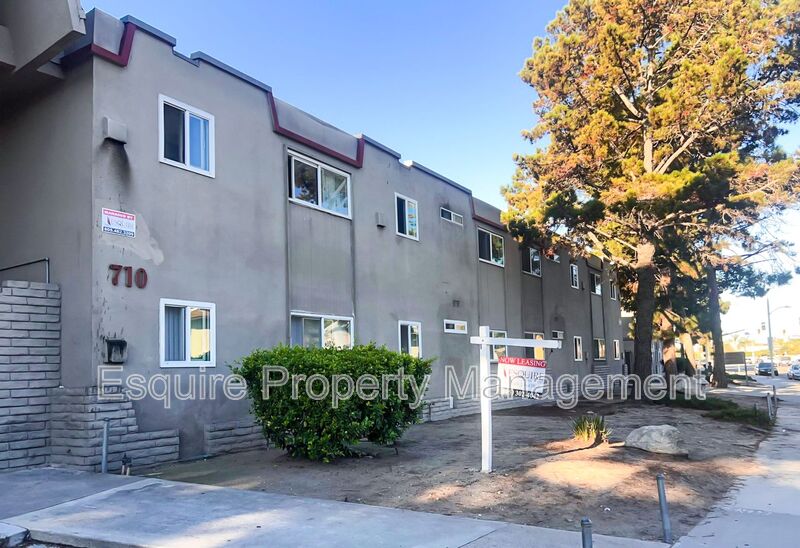 OXNARD Condo: 710 W. CHANNEL ISLANDS BLVD