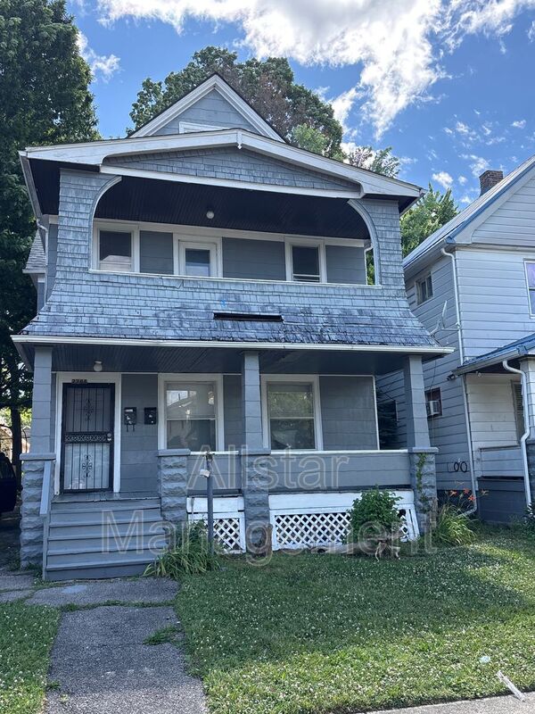 Cleveland Condo: 2785 E 117th Street