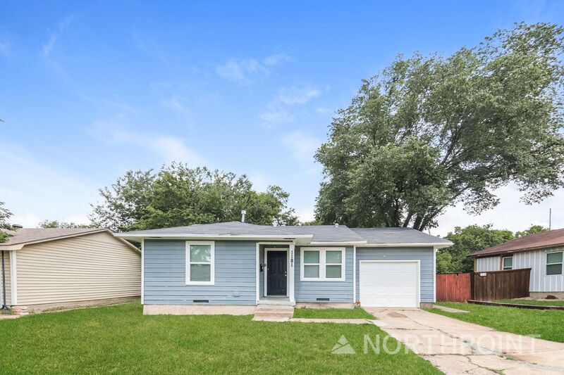 Mesquite House: 1101 Rancho Dr