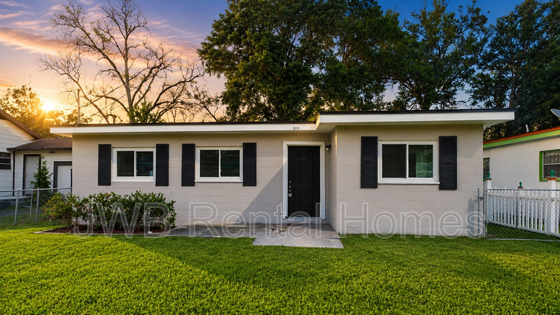 Jacksonville House: 3515 Dignan St