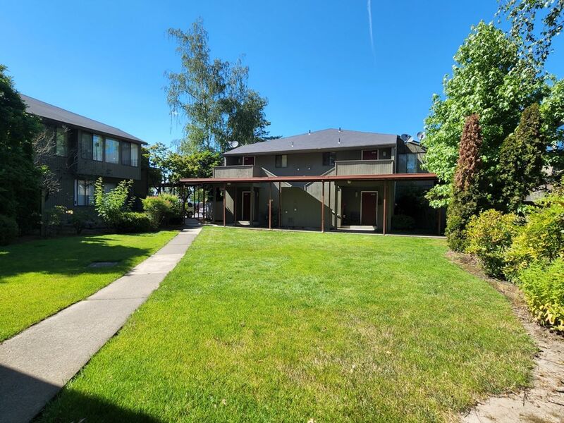 BEAVERTON Condo: 4838 SW MURRAY BLVD