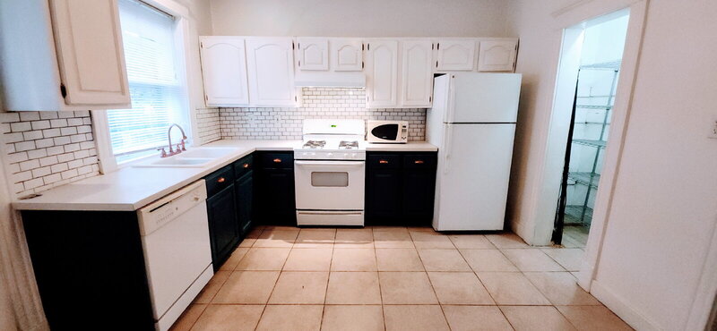 Saint Louis Apartment: 6009 Kingsbury Ave