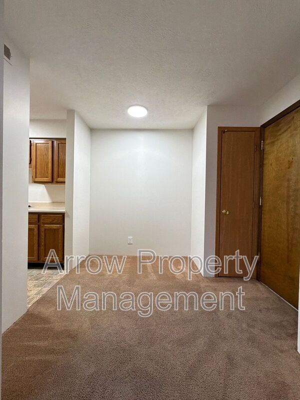 Lincoln Condo: 1421 D Street-2