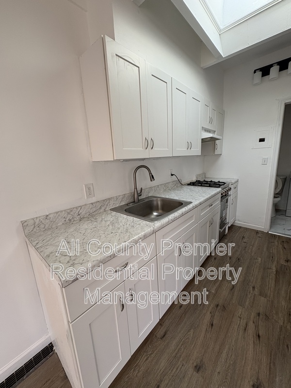 Hopewell Condo: 317 Route 31 N