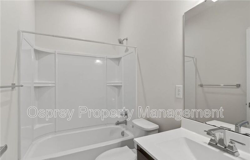 Spacious 3-Bedroom Townhome in Norfolk!  - Photo 14
