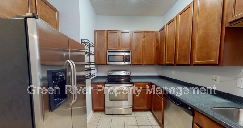 Saint Johns Condo: 224 Larkin Place