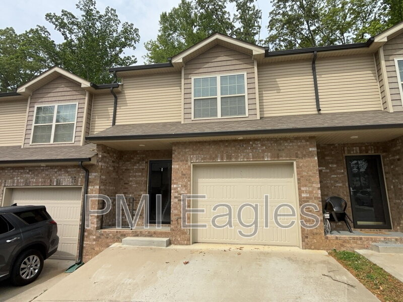 Clarksville Townhome: 135 Country Lane