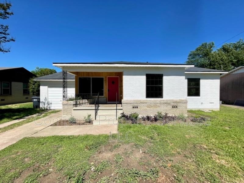 Waco House: 2321 Glendale Drive
