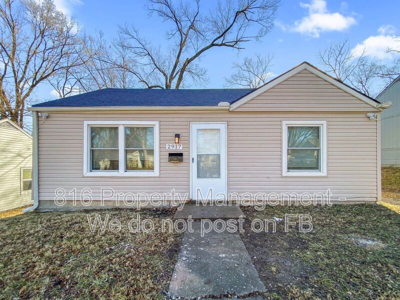 Kansas City House: 2917 S 51st Ter