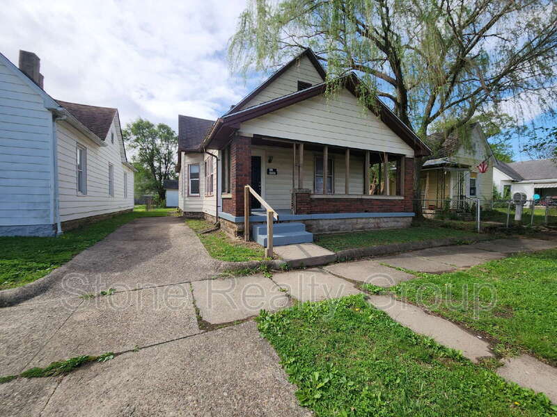 Terre Haute House: 1527 5th Avenue