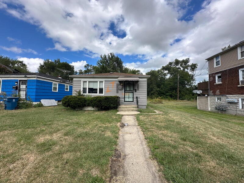 Gary House: 1246 W 17th Ave