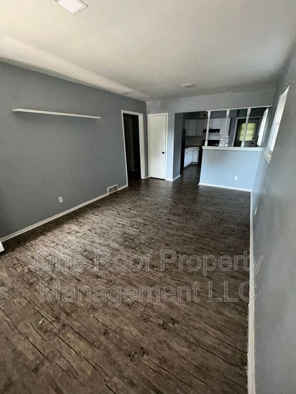 Raytown Condo: 5304 Ditzler Avenue