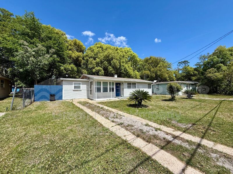 Jacksonville House: 4623 Suffolk Ave