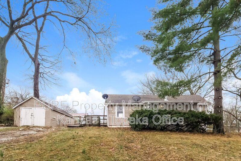 Independence House: 9419 E 14th St S