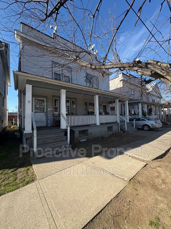 Wilkes-Barre House: 27 Edison Street