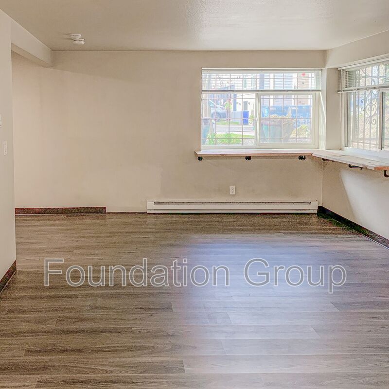 Seattle Condo: 210 10th Ave E