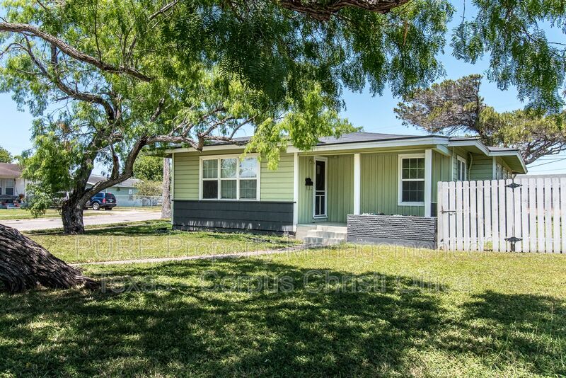 Corpus Christi House: 5002 Bevly Dr