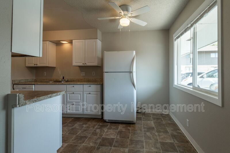 Vancouver Condo: 932 NE 86th St