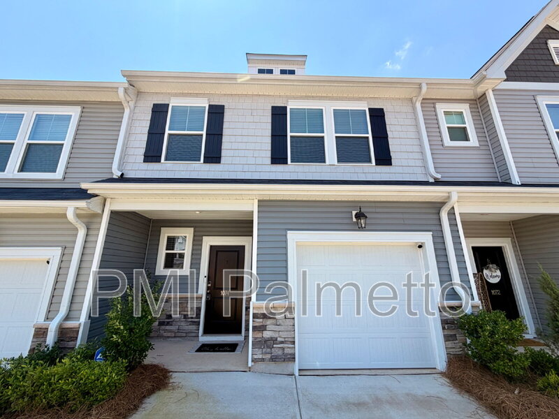 Elgin House: 1074 Cornelia St